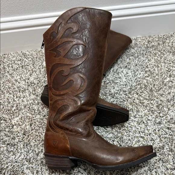 Ariat Genuine Leather Cowboy Boots - Picture 9 of 16